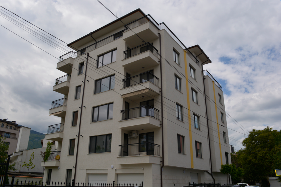 2-bedroom apartment Sofia, Cross Vada