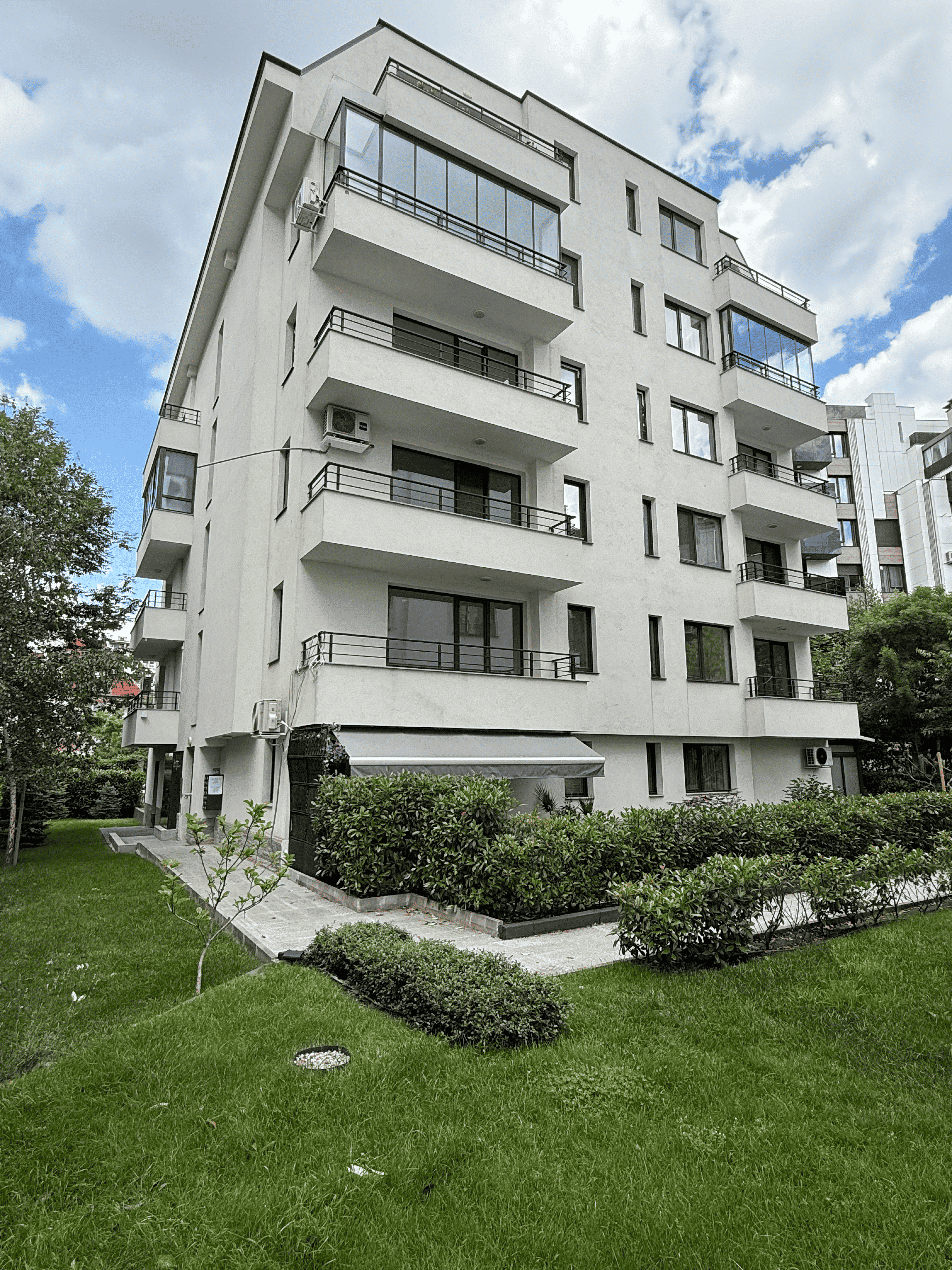3-стаен апартамент София, Красно село